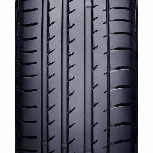 Легковая шина Yokohama Advan Sport V105T 285/45 R21 113Y