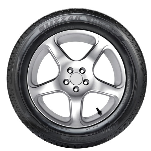 Легковая шина Bridgestone Blizzak LM 80 EVO 235/75 R15 109T