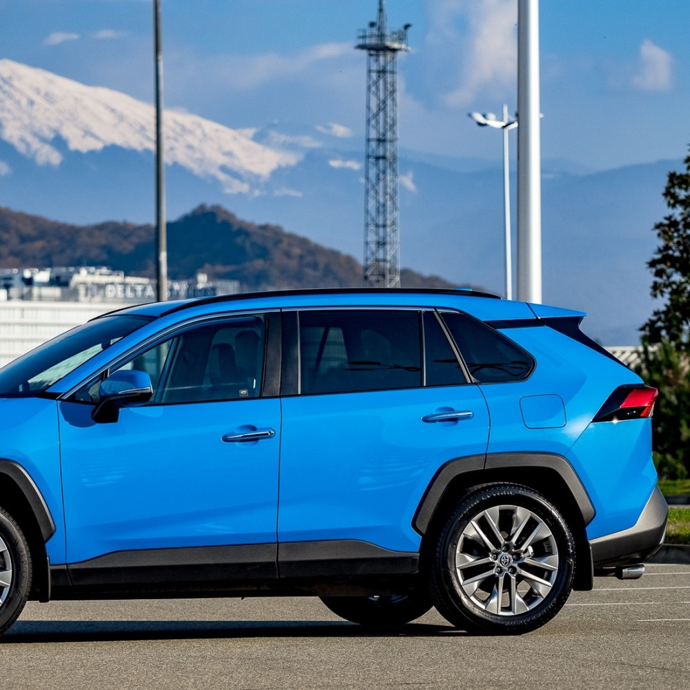 Легковая шина Bridgestone Alenza 001 255/50 R20 109H