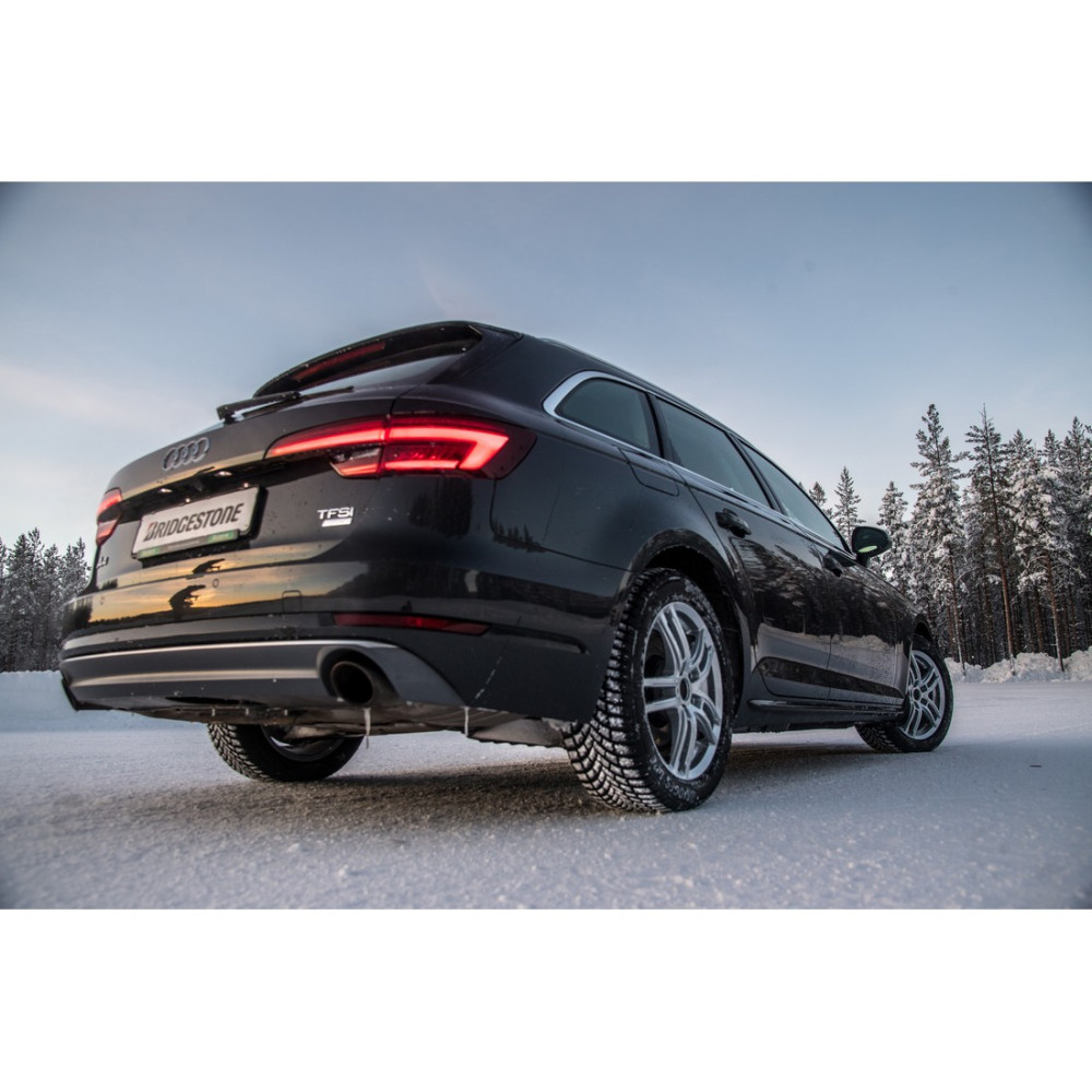 Легковая шина Bridgestone Blizzak LM005 275/50 R20 113V