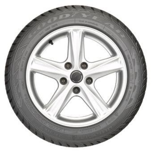 Легковая шина Goodyear UG Extreme 225/55 R16 95T