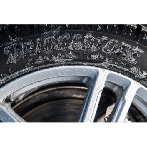 Легковая шина Bridgestone Blizzak LM005 155/65 R14 79T