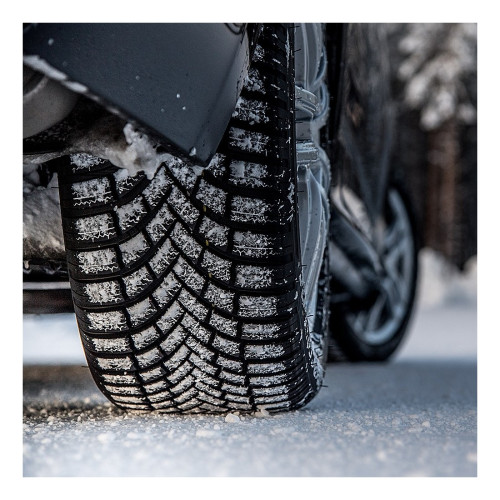 Легковая шина Bridgestone Blizzak LM005 195/60 R15 88H