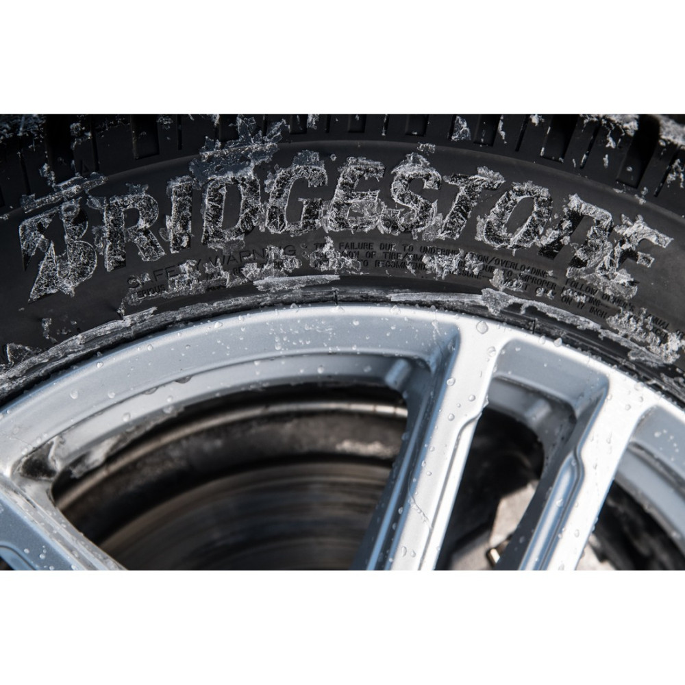 Легковая шина Bridgestone Blizzak LM005 275/30 R20 97W