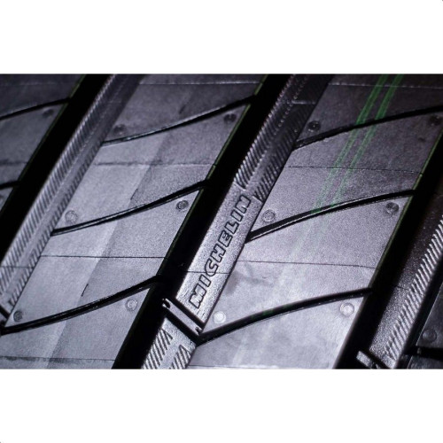 Легковая шина Michelin Primacy 4 225/40 R18 92Y