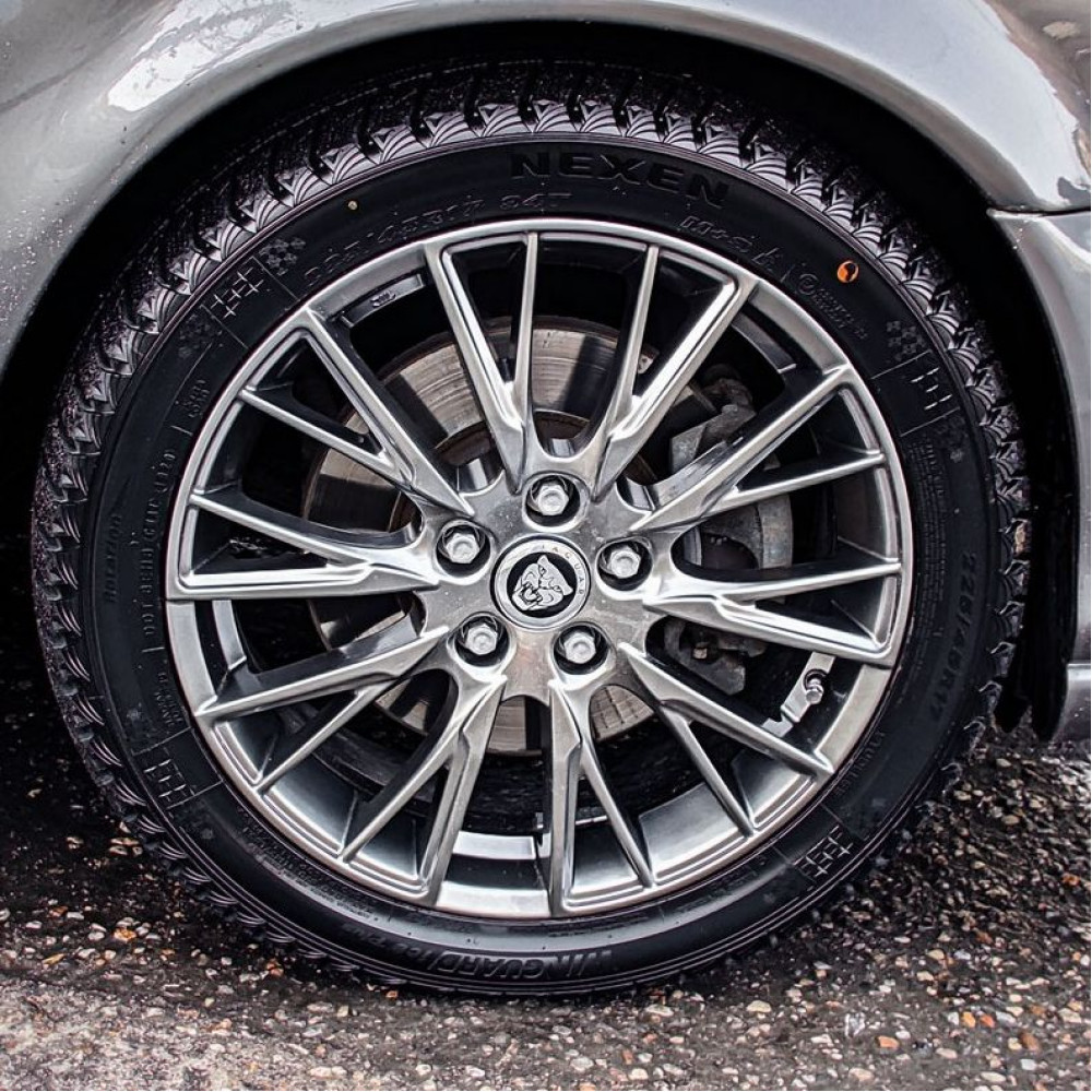 Легковая шина Nexen Winguard Ice Plus 225/50 R17 98T